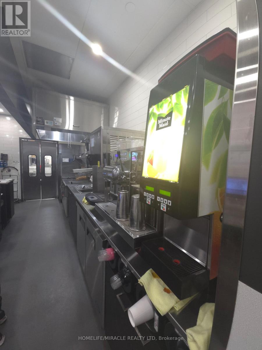 E2 - 150 Taunton Road W, Whitby, ON