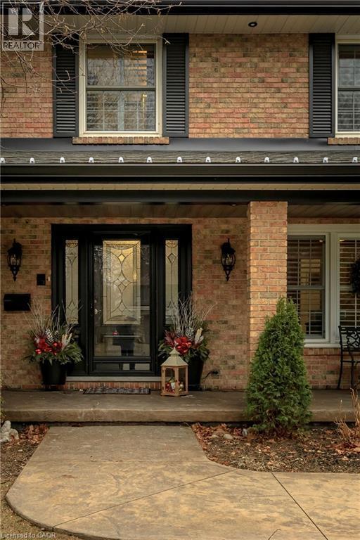 29 Woodside Drive, Hamilton, ON -