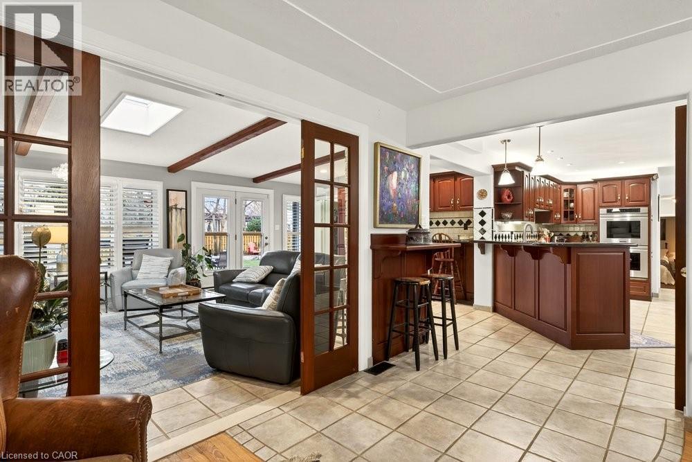 29 Woodside Drive, Hamilton, ON - Indoor