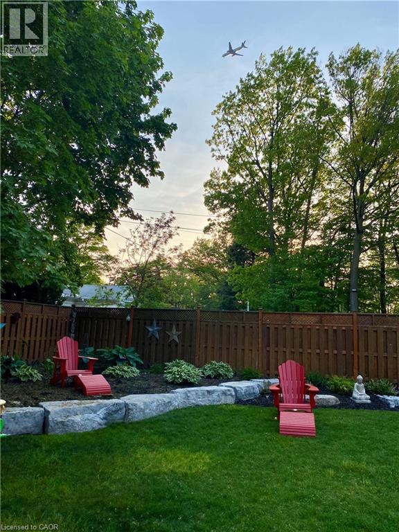 29 Woodside Drive, Hamilton, ON - Outdoor With Backyard