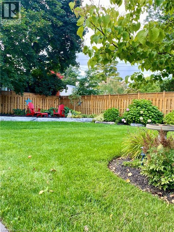 29 Woodside Drive, Hamilton, ON - Outdoor With Backyard