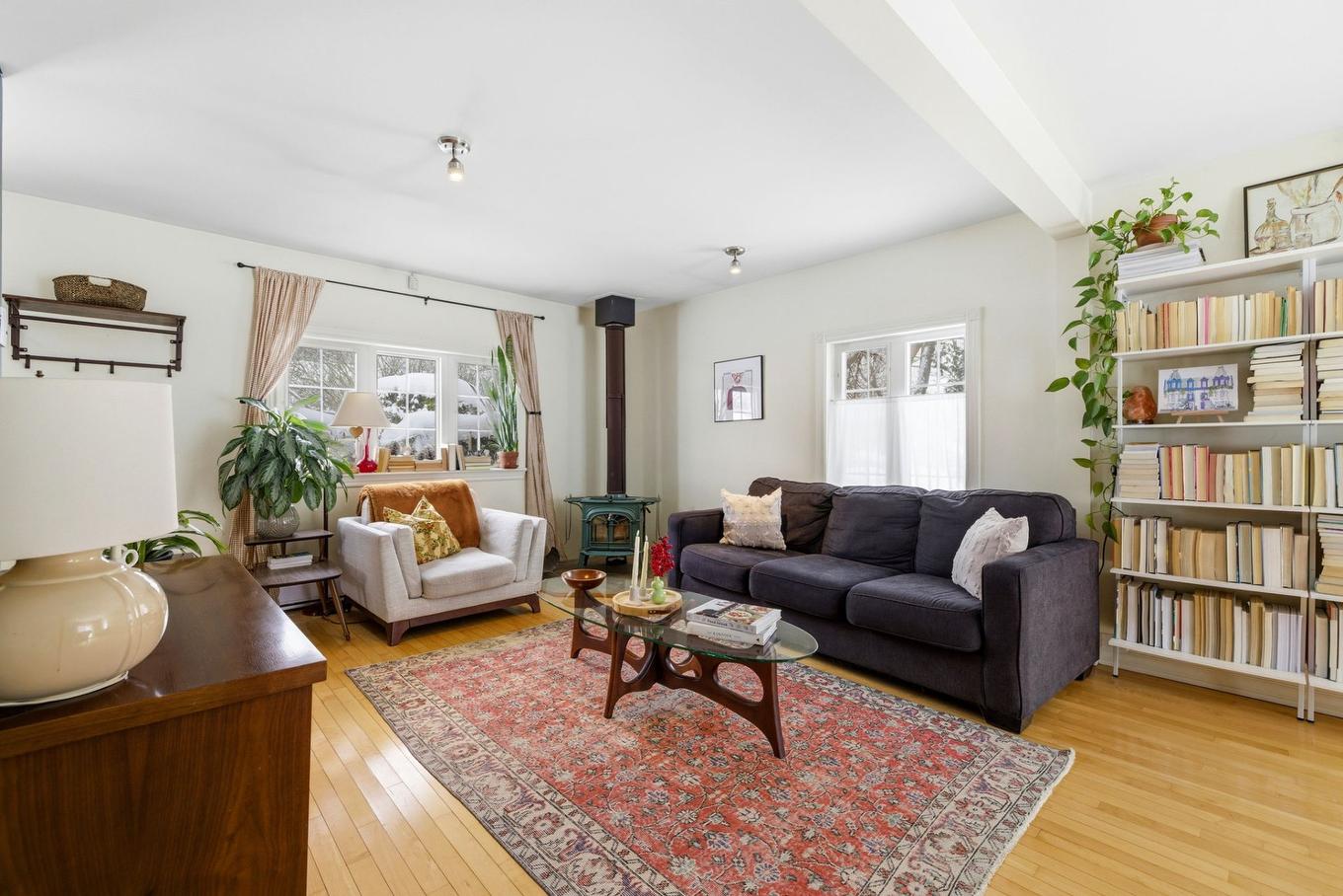Living room - 187 Rue Brodeur, Gatineau (Hull), QC - Indoor Photo Showing Living Room