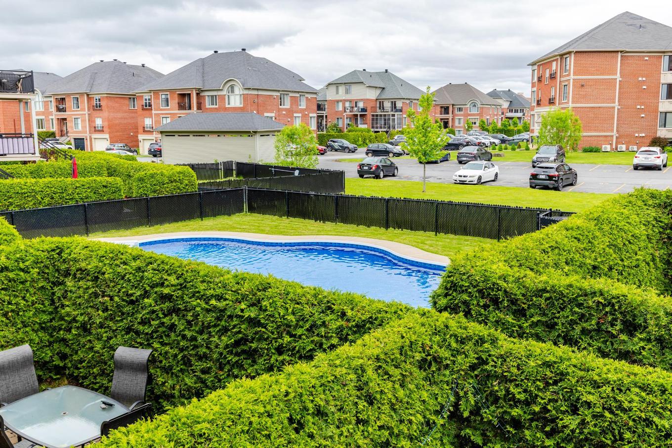 Jardin - 3-4595 Ch. Des Prairies, Brossard, QC - Outdoor With In Ground Pool With Backyard