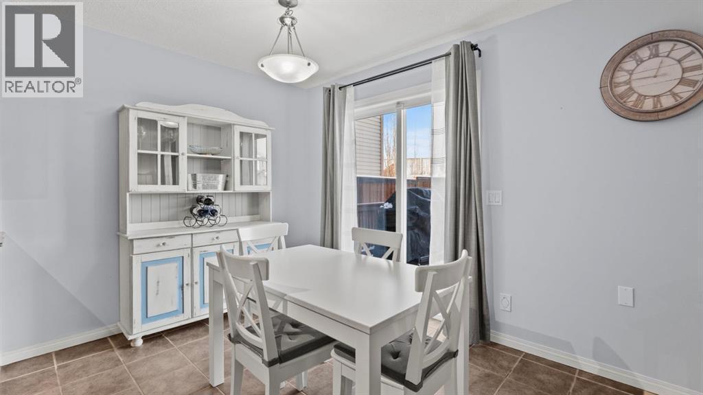 158 Covemeadow Road Ne, Calgary, AB - Indoor Photo Showing Dining Room