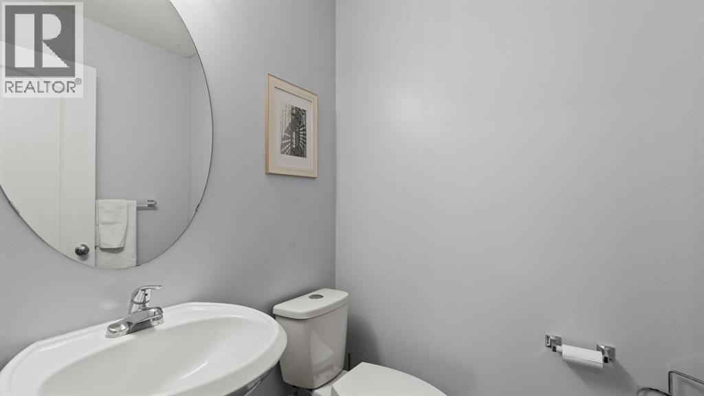 158 Covemeadow Road Ne, Calgary, AB - Indoor Photo Showing Bathroom