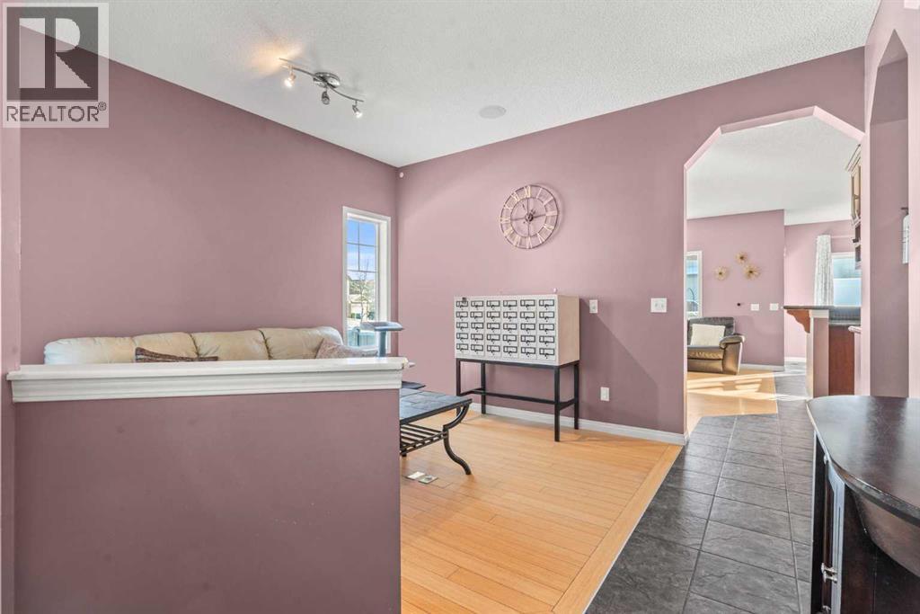 15 Chapalina Close Se, Calgary, AB - Indoor