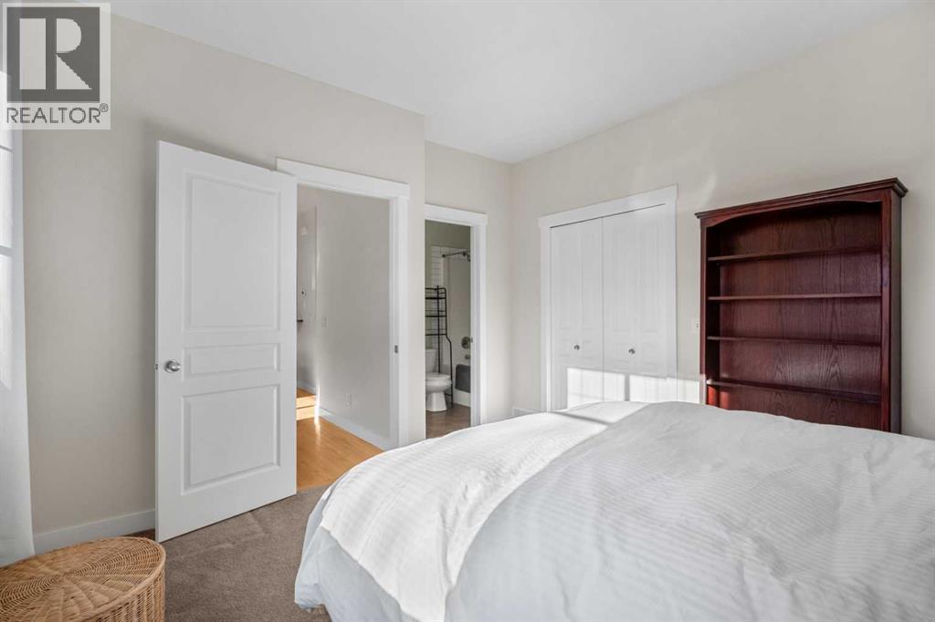 1101, 281 Cougar Ridge Drive Sw, Calgary, AB - Indoor Photo Showing Bedroom