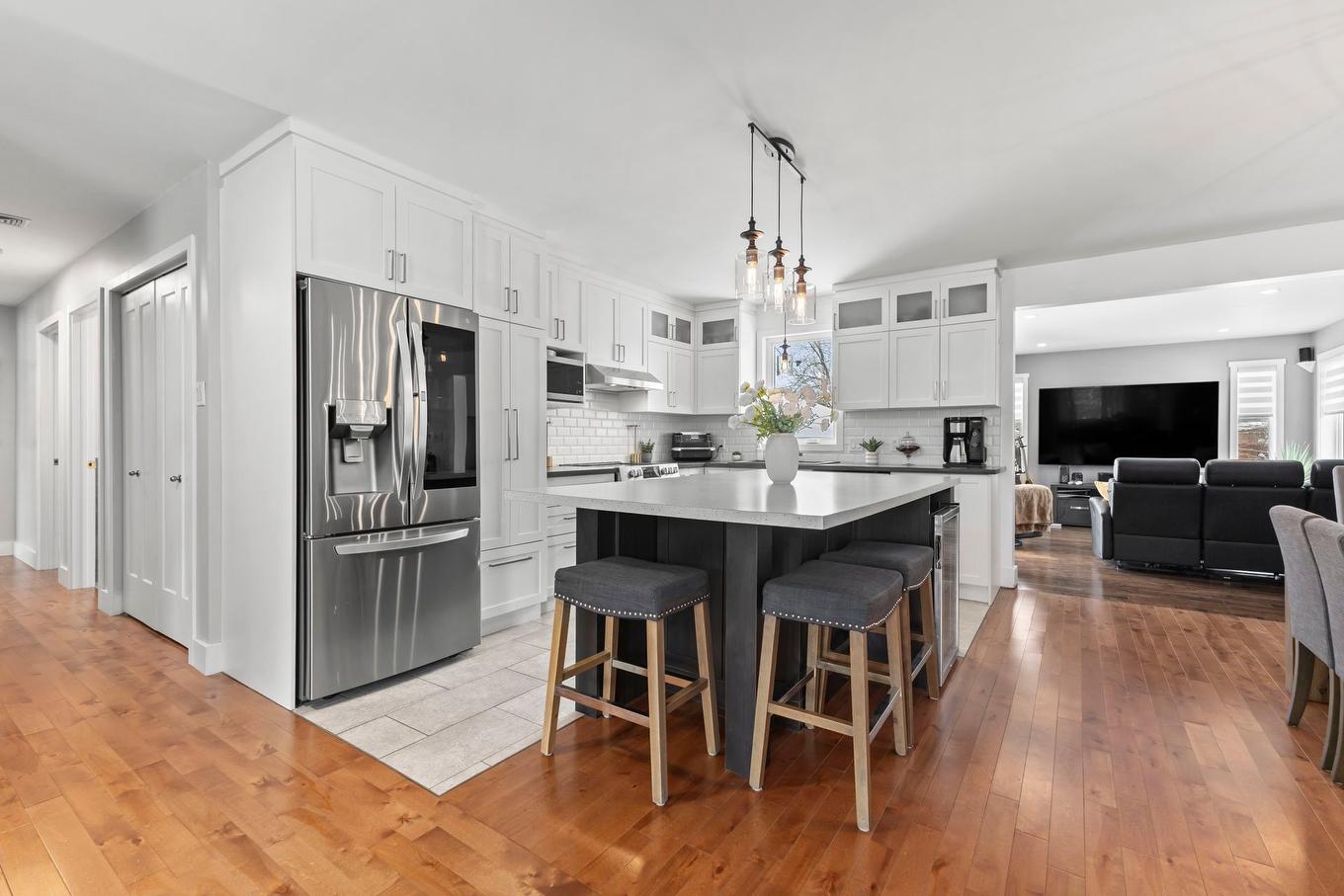 Kitchen - 2105 Ch. Ste-Élisabeth, Saint-Lazare, QC - Indoor