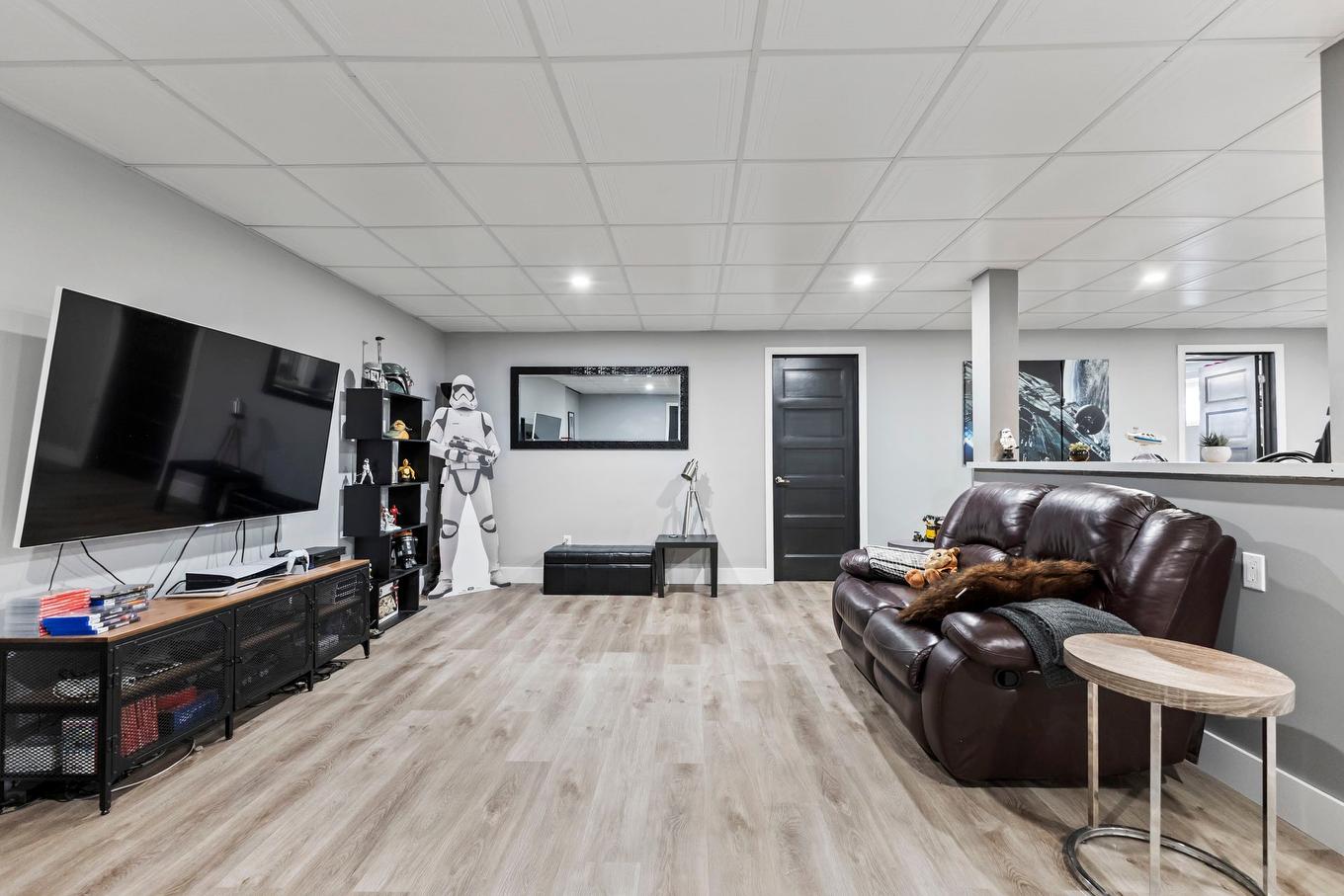 Playroom - 2105 Ch. Ste-Élisabeth, Saint-Lazare, QC - Indoor