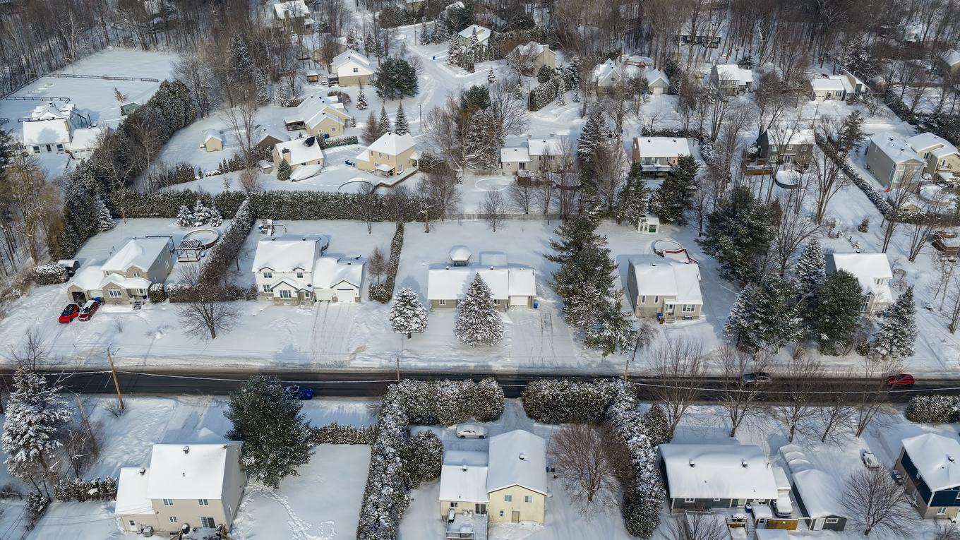 Aerial photo - 2105 Ch. Ste-Élisabeth, Saint-Lazare, QC - Outdoor