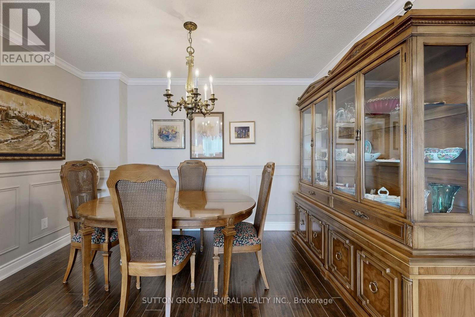 512 - 11 Townsgate Drive, Vaughan, ON - Indoor Photo Showing Dining Room