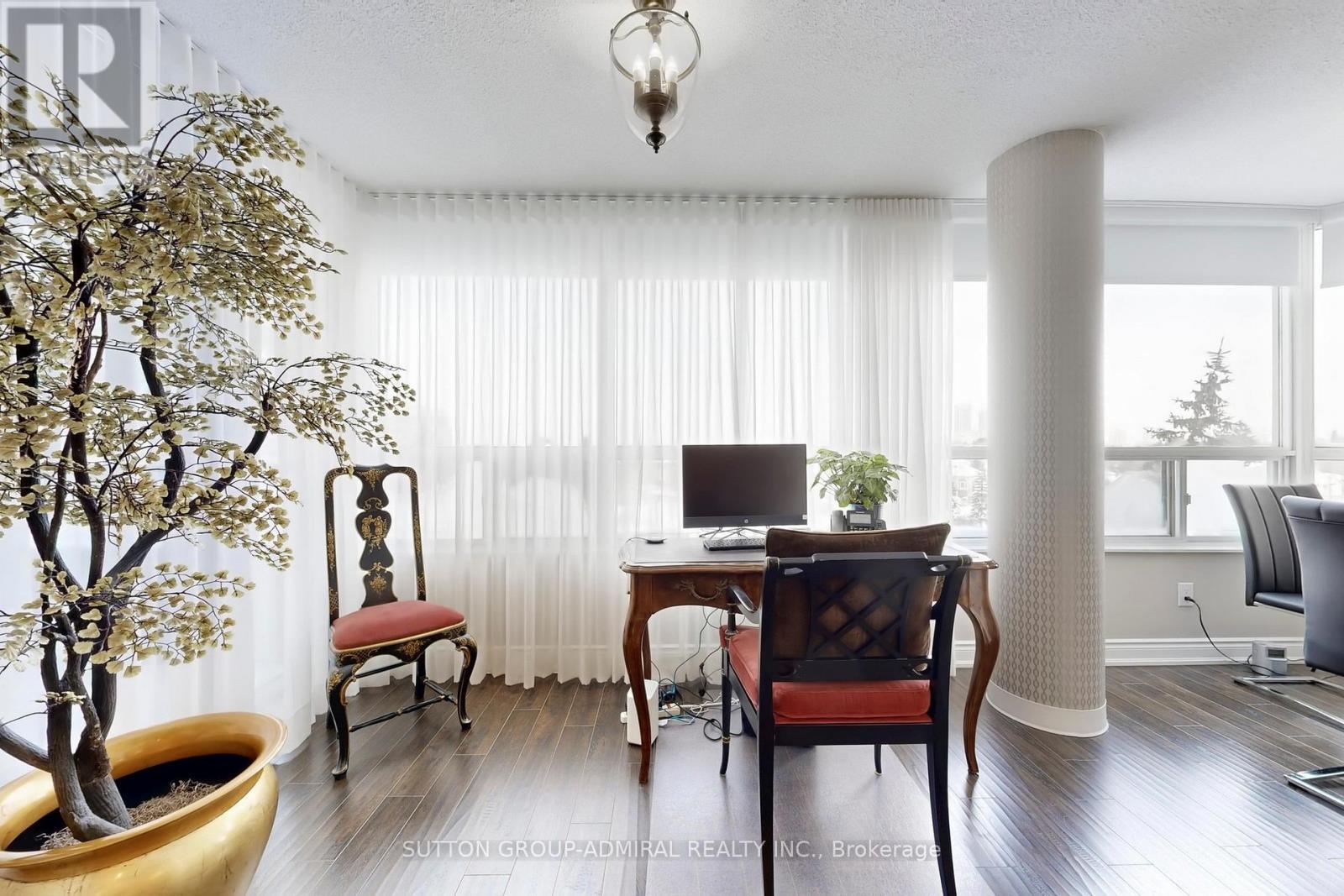 512 - 11 Townsgate Drive, Vaughan, ON - Indoor Photo Showing Office