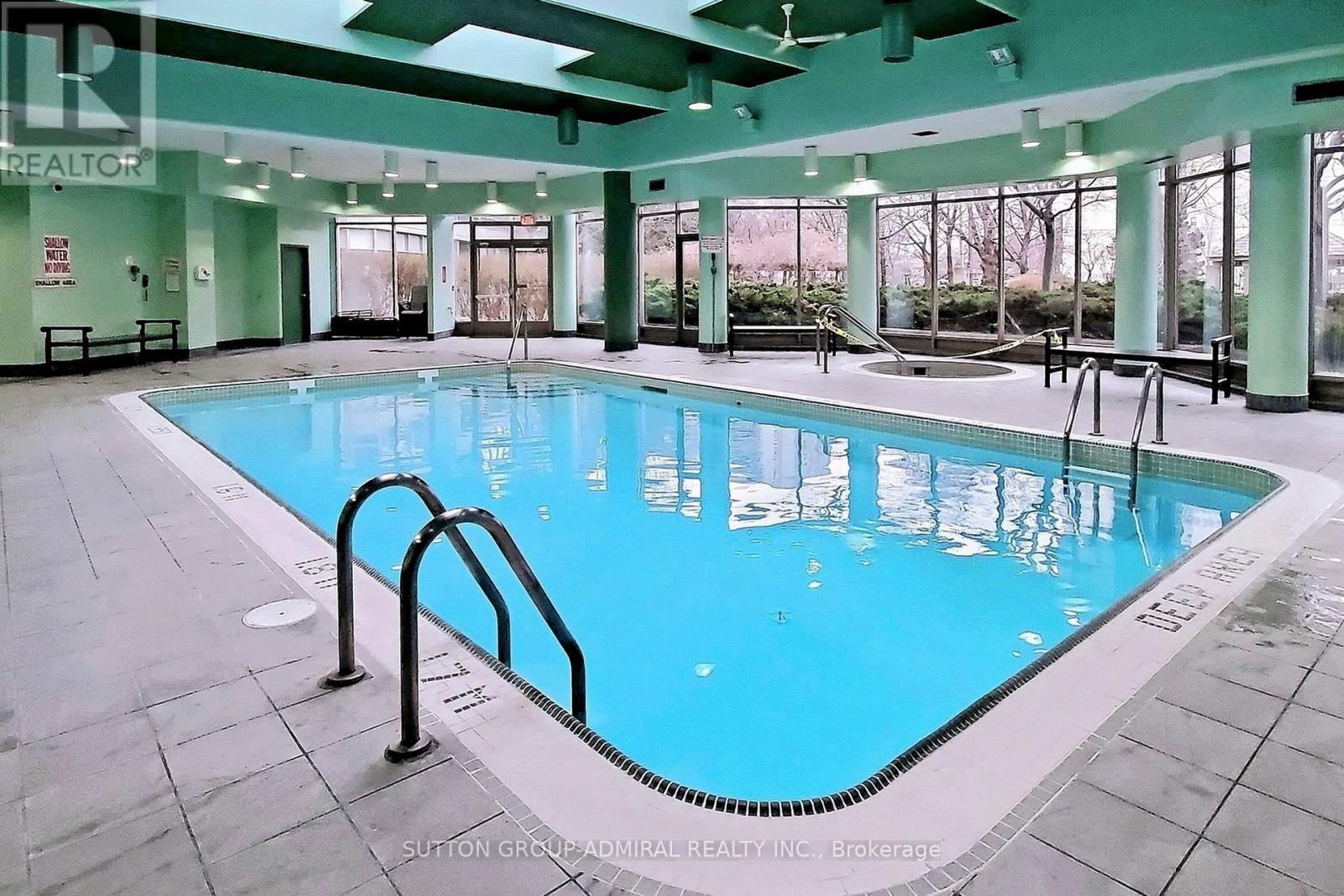512 - 11 Townsgate Drive, Vaughan, ON - Indoor Photo Showing Other Room With In Ground Pool