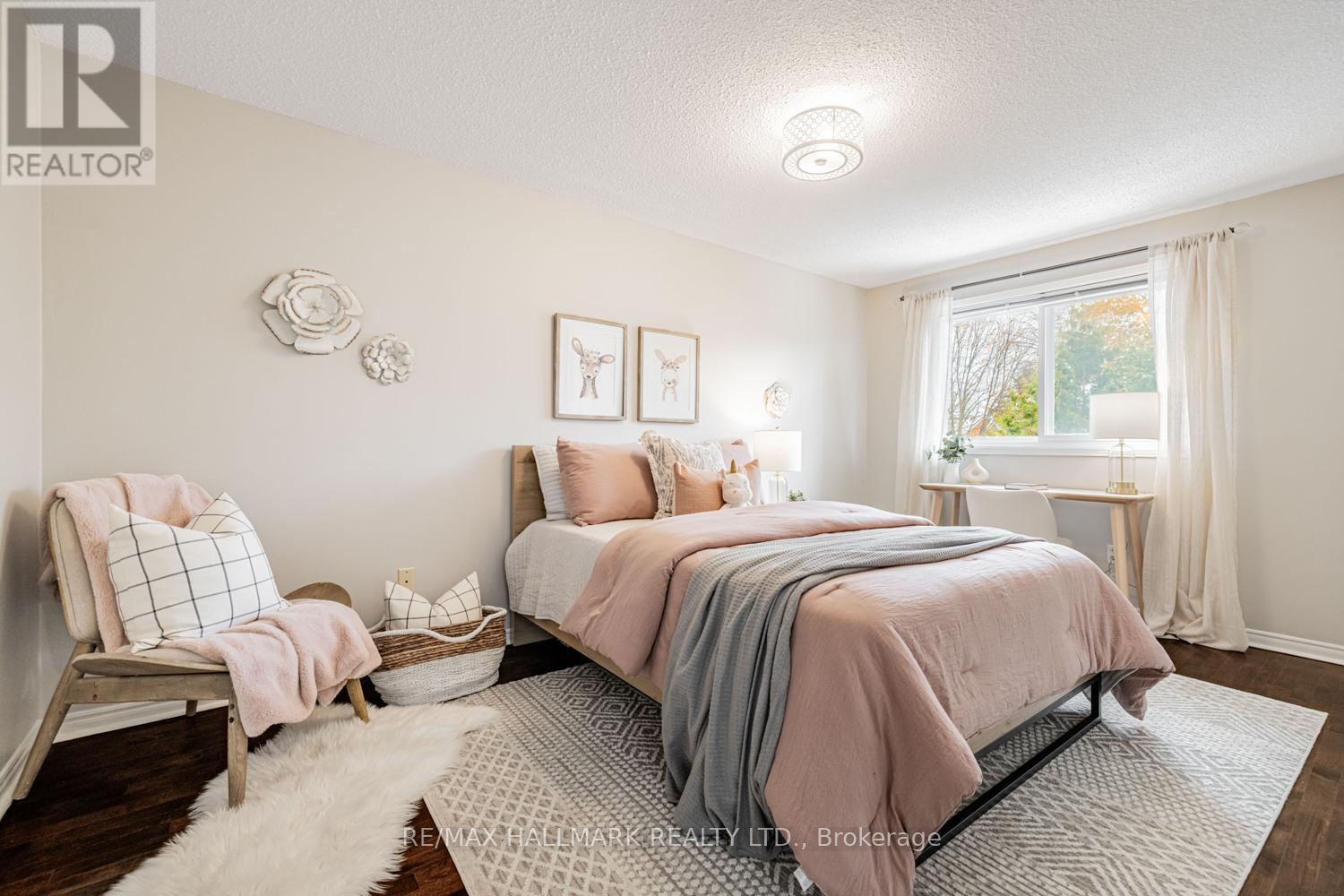 29 Canterbury Court, Richmond Hill, ON - Indoor Photo Showing Bedroom