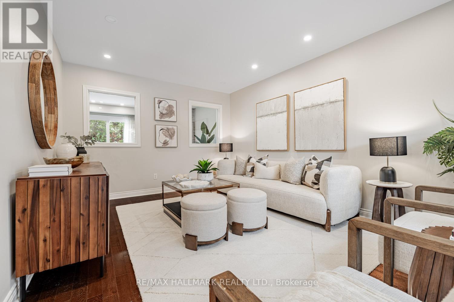 29 Canterbury Court, Richmond Hill, ON - Indoor