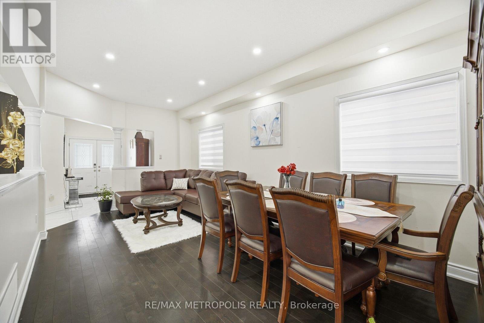 43 El Camino Way, Brampton, ON - Indoor Photo Showing Dining Room