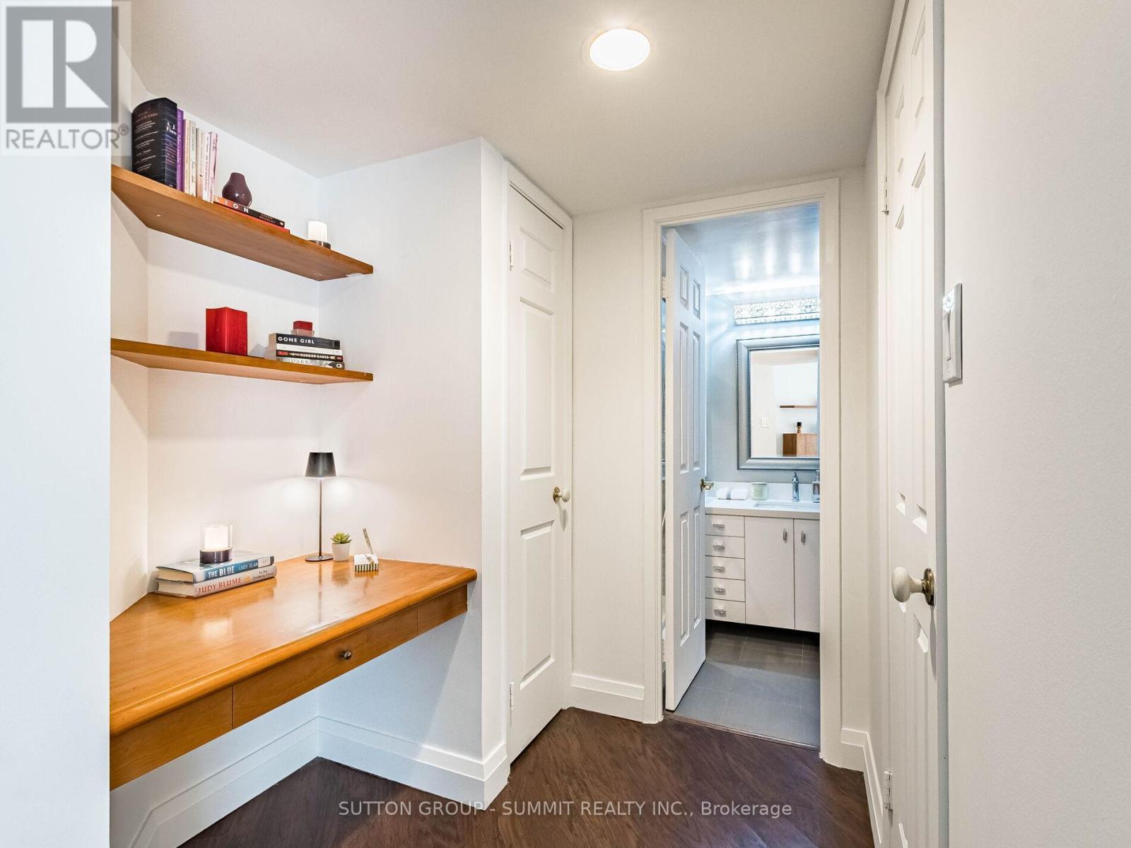 1507 - 55 Kingsbridge Garden Circle, Mississauga, ON - Indoor Photo Showing Other Room