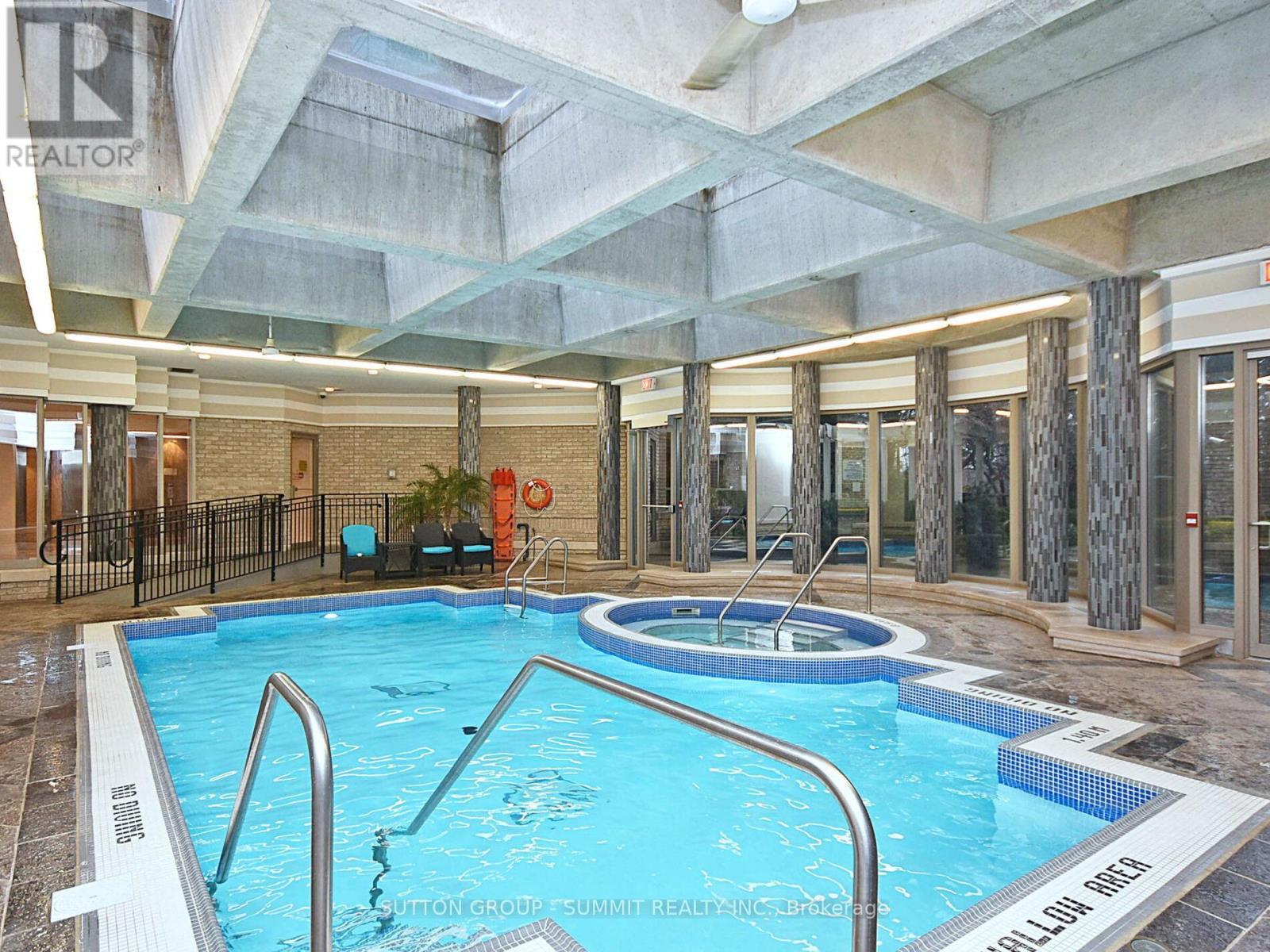 1507 - 55 Kingsbridge Garden Circle, Mississauga, ON - Photo Showing Other Room With In Ground Pool