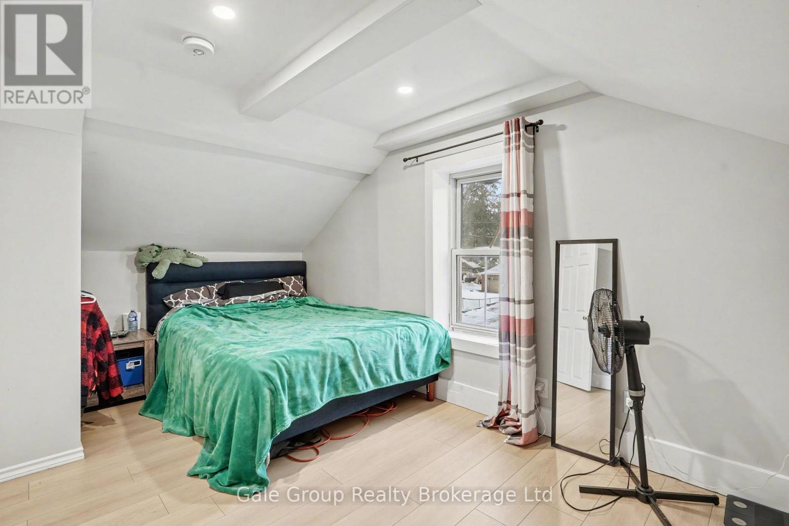 27 Oxford Street W, Blandford-Blenheim (Drumbo), ON - Indoor Photo Showing Bedroom