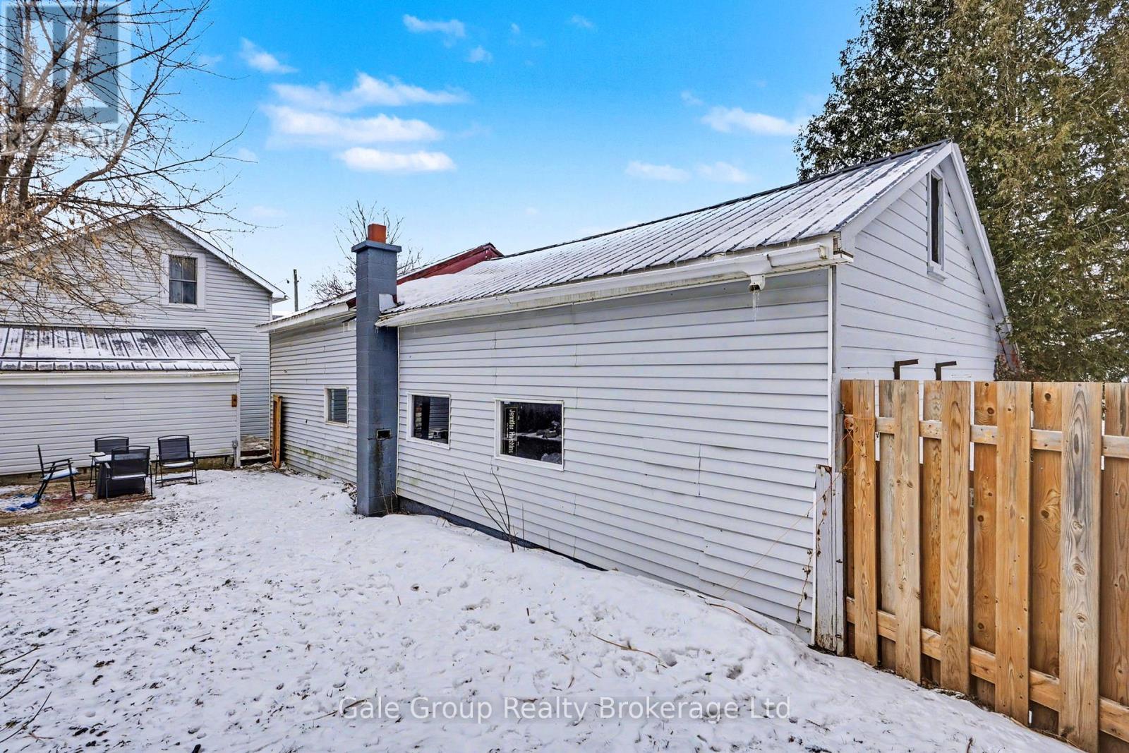 27 Oxford Street W, Blandford-Blenheim (Drumbo), ON - Outdoor