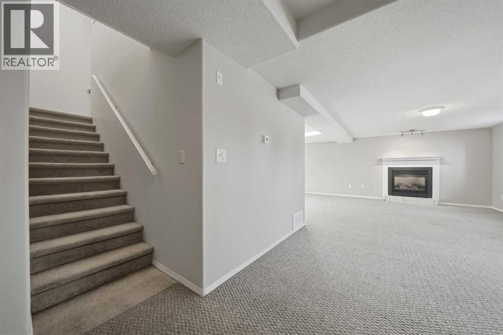 15 26534 Township Road 384, Rural Red Deer County, AB - Indoor Photo Showing Other Room