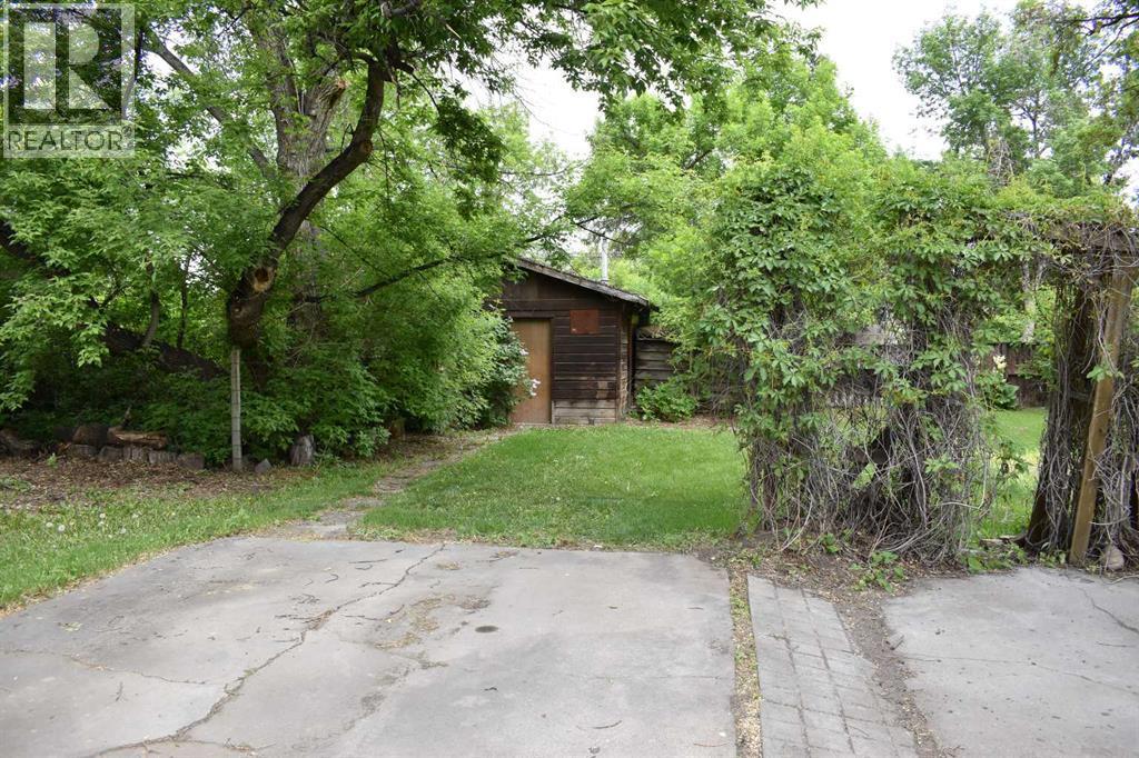 7620 34 Avenue Nw, Calgary, AB