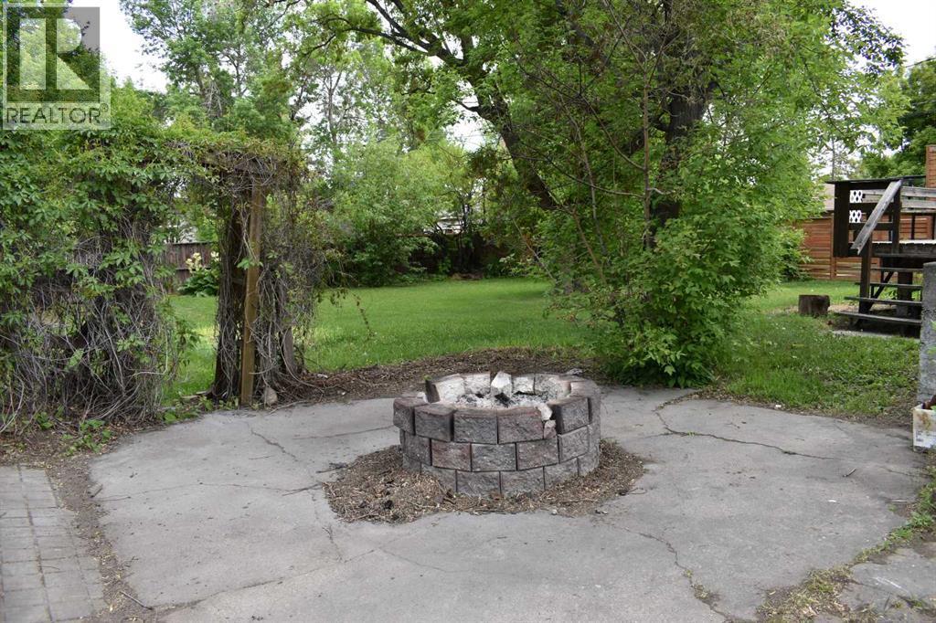 7620 34 Avenue Nw, Calgary, AB