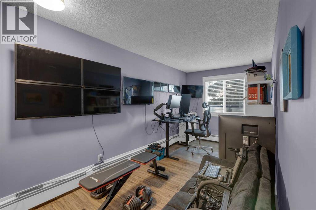 202, 1915 26 Street Sw, Calgary, AB - Indoor