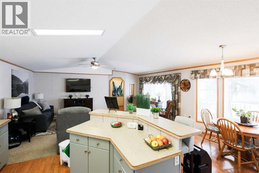 3217 31 Street S, Lethbridge, AB