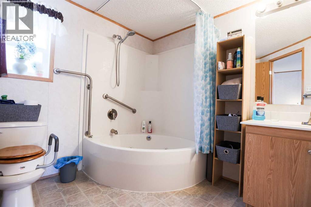 3217 31 Street S, Lethbridge, AB