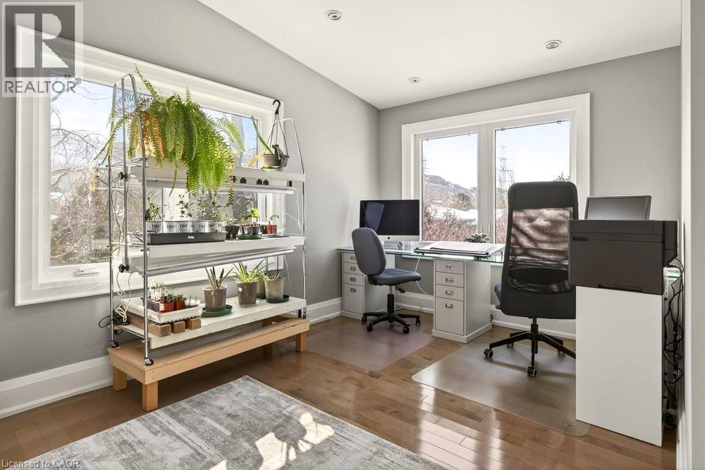 158 Ewen Road, Hamilton, ON - Indoor Photo Showing Office