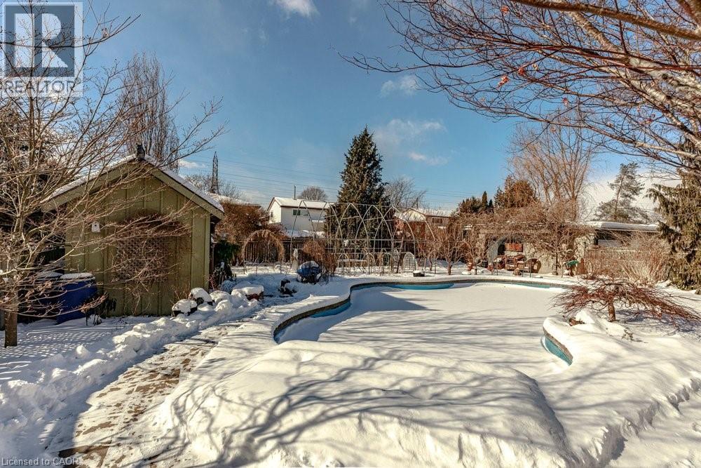 158 Ewen Road, Hamilton, ON - Outdoor With In Ground Pool With View
