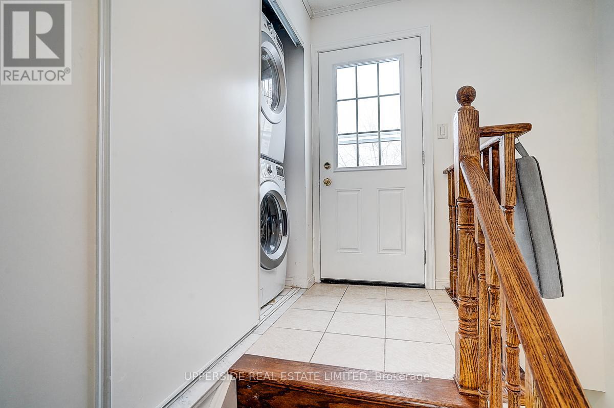 1134 - 5 Everson Drive, Toronto, ON - Indoor Photo Showing Laundry Room