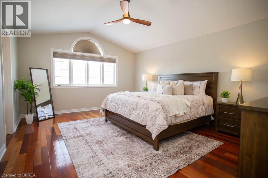 18 Gaal Court, Brantford, ON - Indoor Photo Showing Bedroom