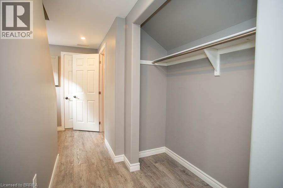 18 Gaal Court, Brantford, ON - Indoor Photo Showing Other Room