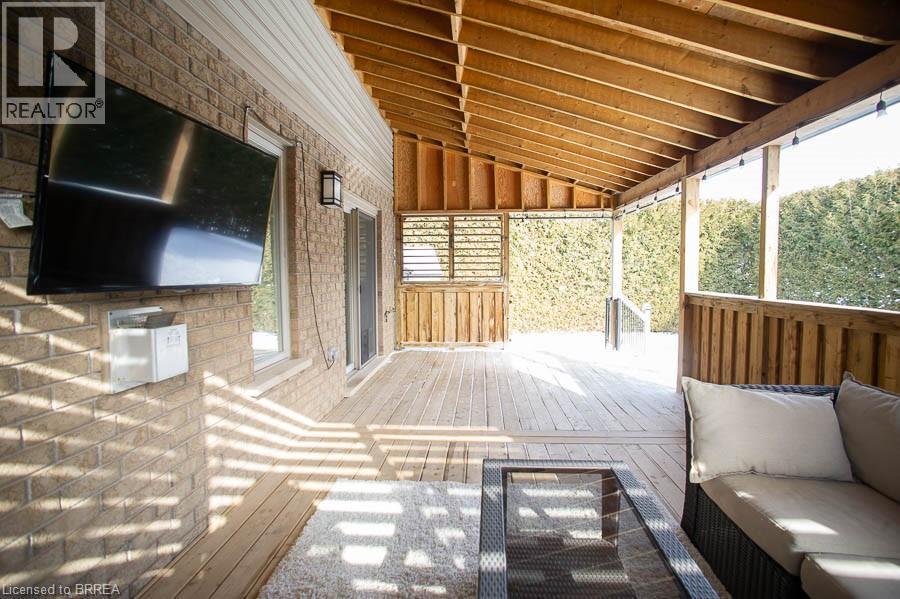 18 Gaal Court, Brantford, ON - Outdoor With Deck Patio Veranda With Exterior