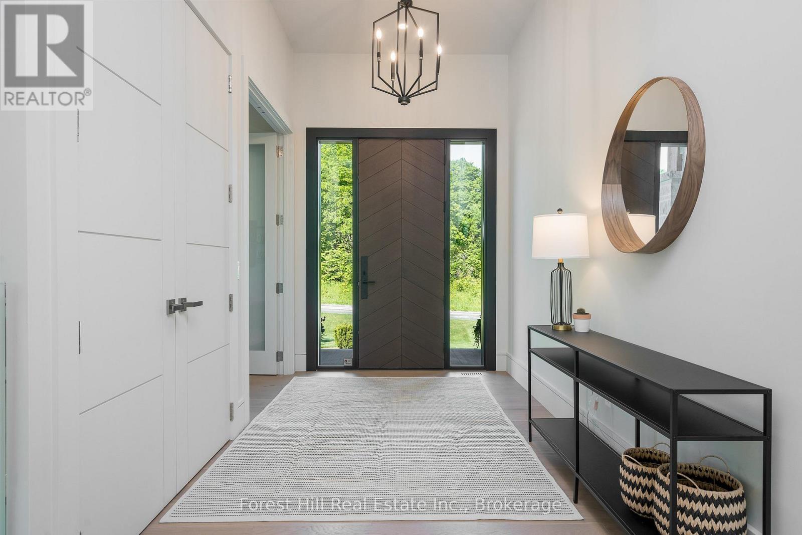 147 Blue Jay Crescent, Grey Highlands, ON - Indoor Photo Showing Other Room