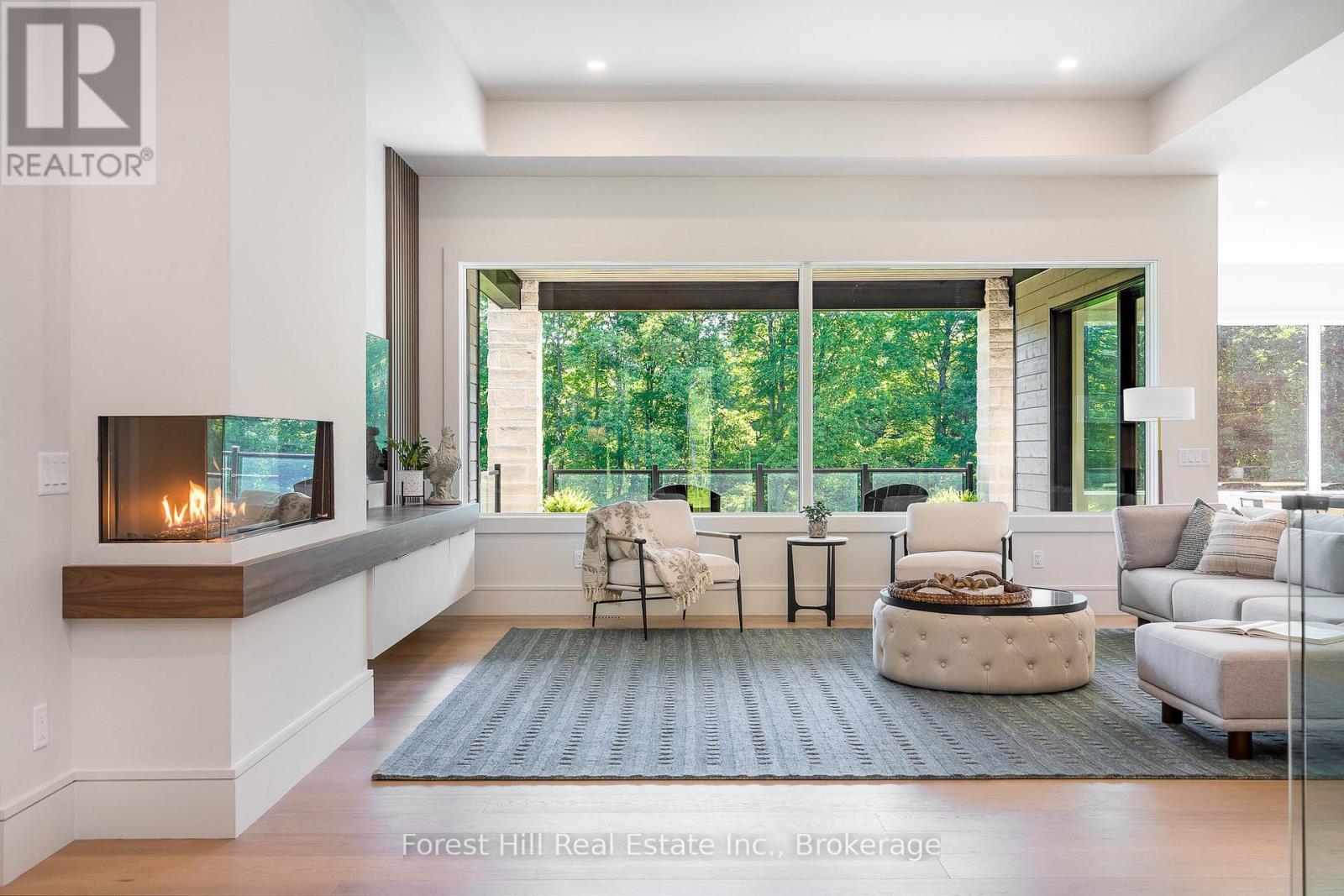 147 Blue Jay Crescent, Grey Highlands, ON - Indoor Photo Showing Other Room