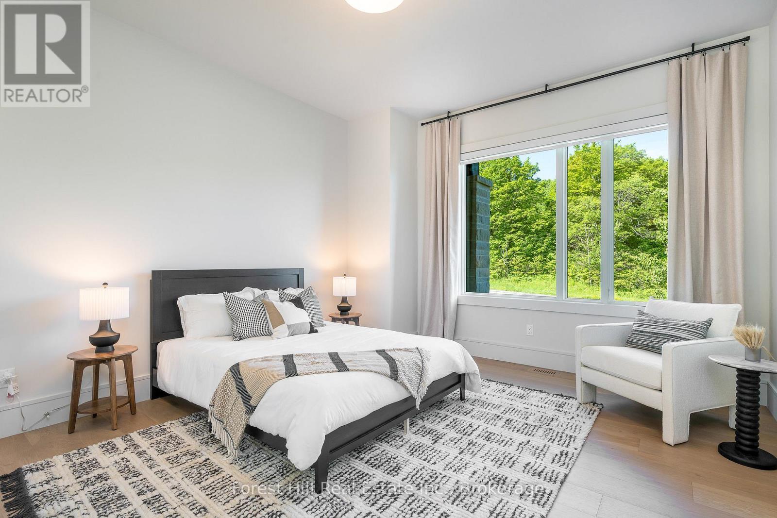 147 Blue Jay Crescent, Grey Highlands, ON - Indoor Photo Showing Bedroom