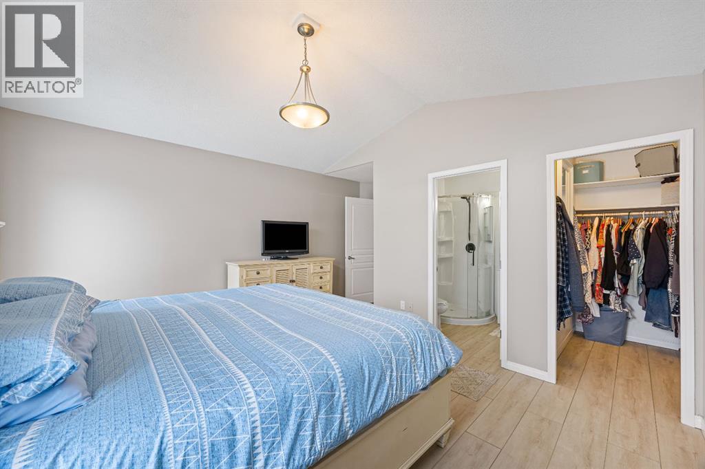 3904 63 Avenue, Lloydminster, AB - Indoor Photo Showing Bedroom