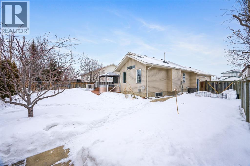 3904 63 Avenue, Lloydminster, AB - Outdoor