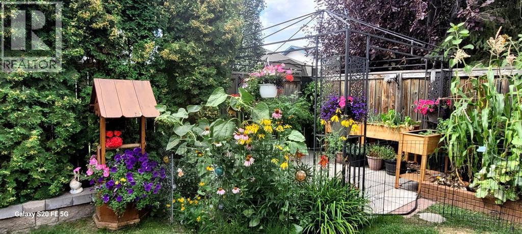 3904 63 Avenue, Lloydminster, AB - Outdoor