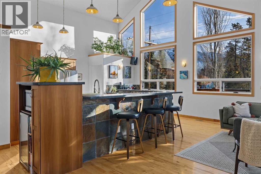 1712 11Th Avenue, Canmore, AB - Indoor Photo Showing Other Room