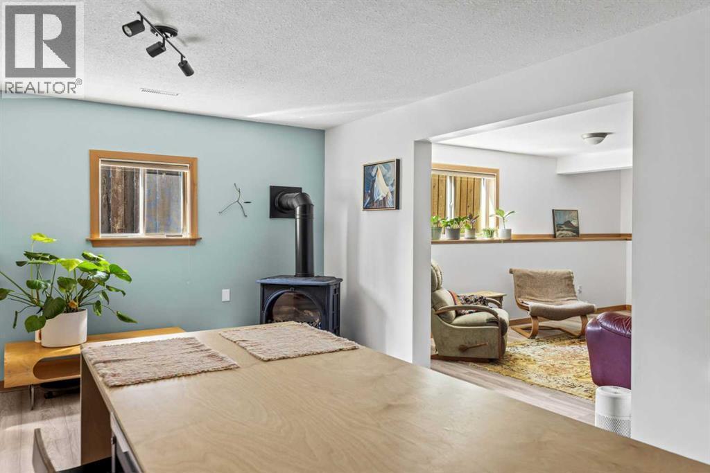 1712 11Th Avenue, Canmore, AB - Indoor Photo Showing Bedroom