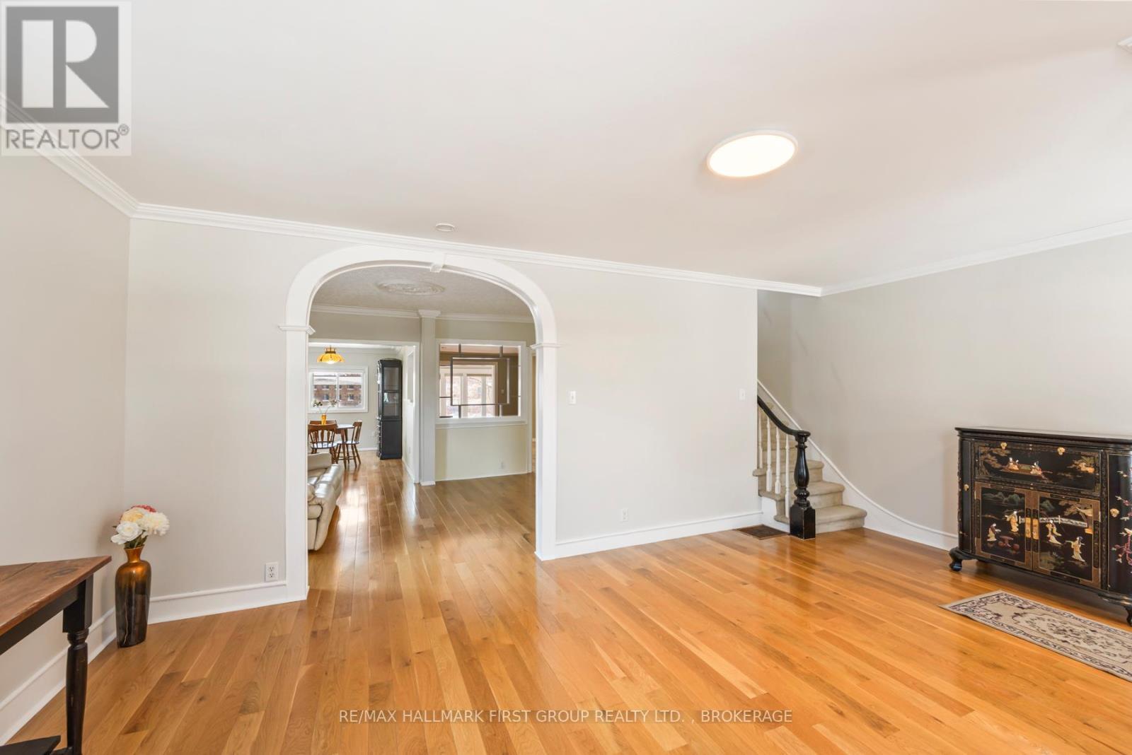 370 Stone Street S, Gananoque, ON - Indoor