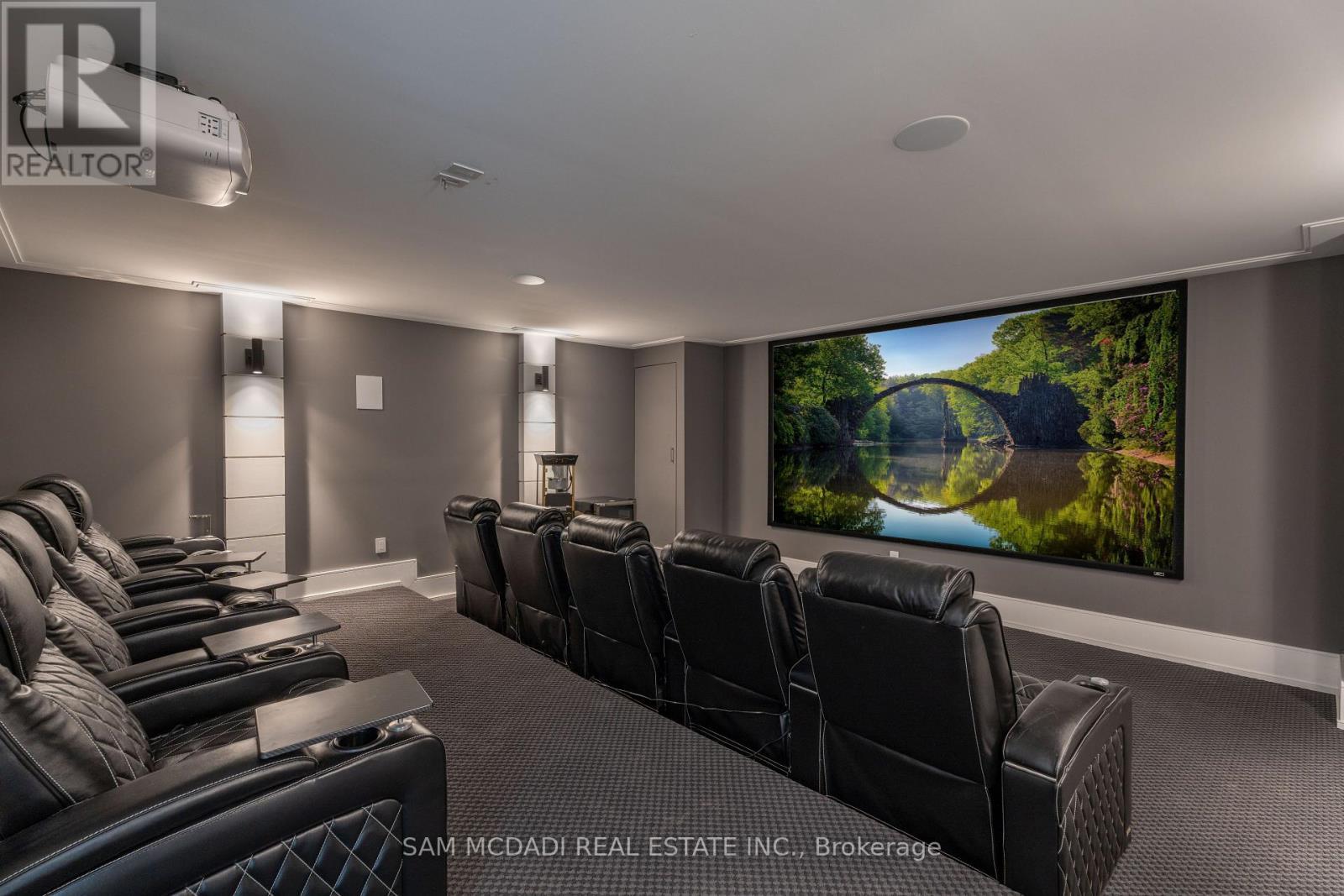 231 Wedgewood Drive, Oakville, ON - Indoor