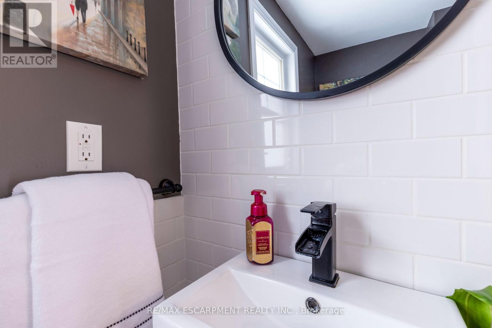 38 - 701 Homer Watson Boulevard, Kitchener, ON - Indoor Photo Showing Bathroom