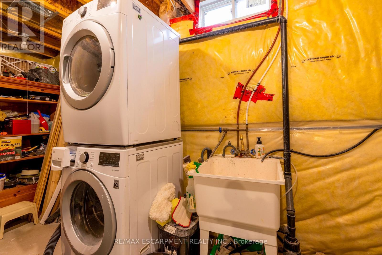38 - 701 Homer Watson Boulevard, Kitchener, ON - Indoor Photo Showing Laundry Room