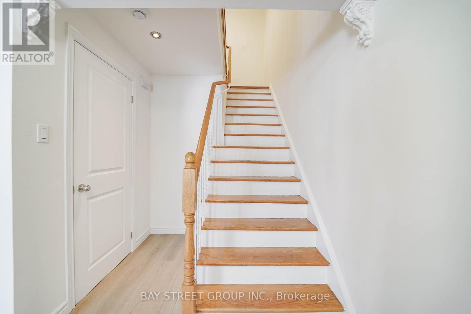 51 Bridley Drive, Toronto, ON - Indoor Photo Showing Other Room