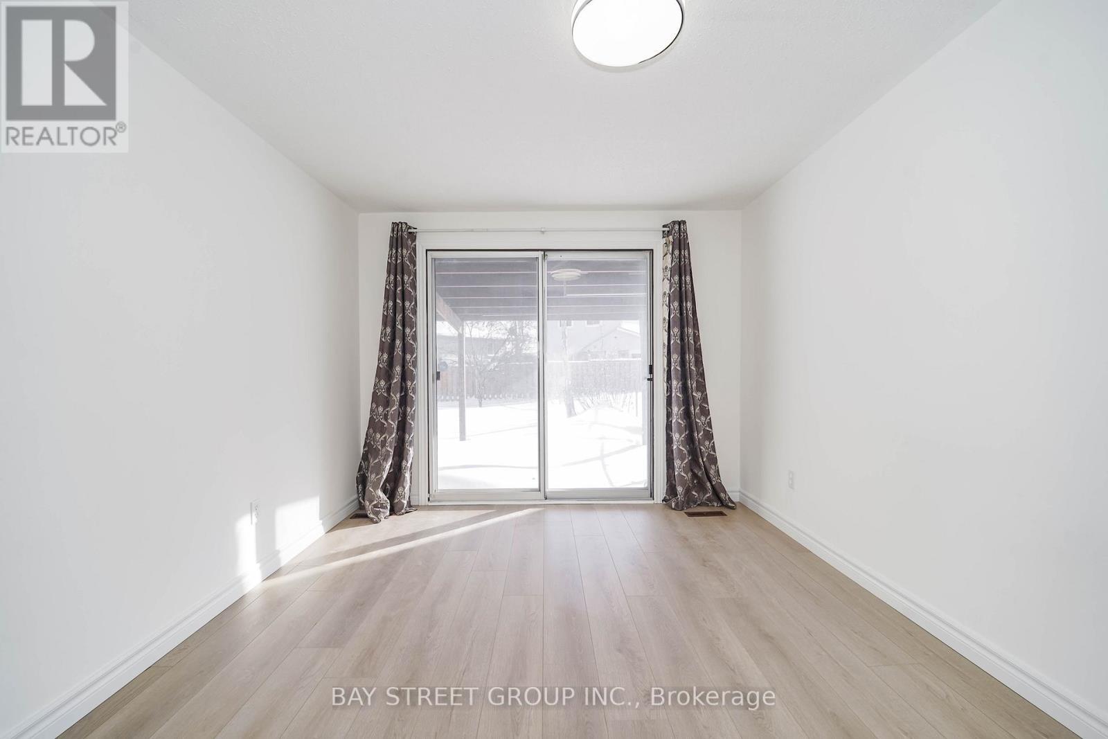 51 Bridley Drive, Toronto, ON - Indoor Photo Showing Other Room